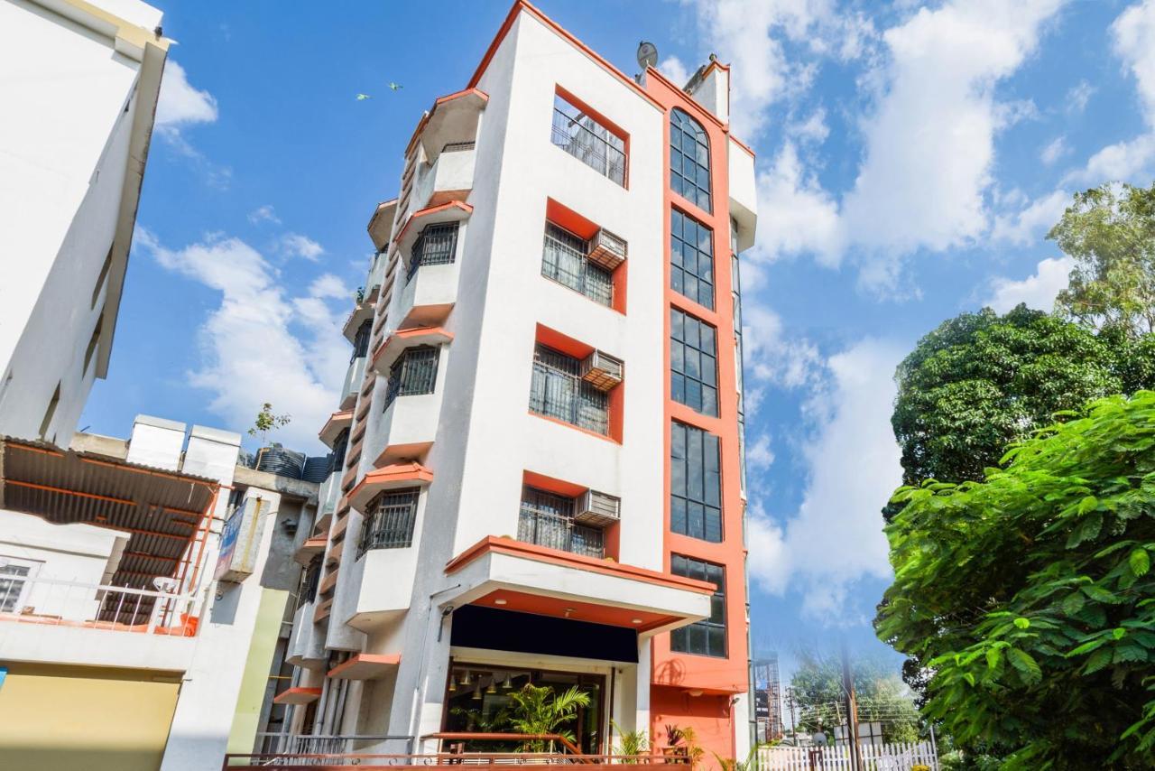 Hotel Treebo Arts Executive Aurangābād Esterno foto