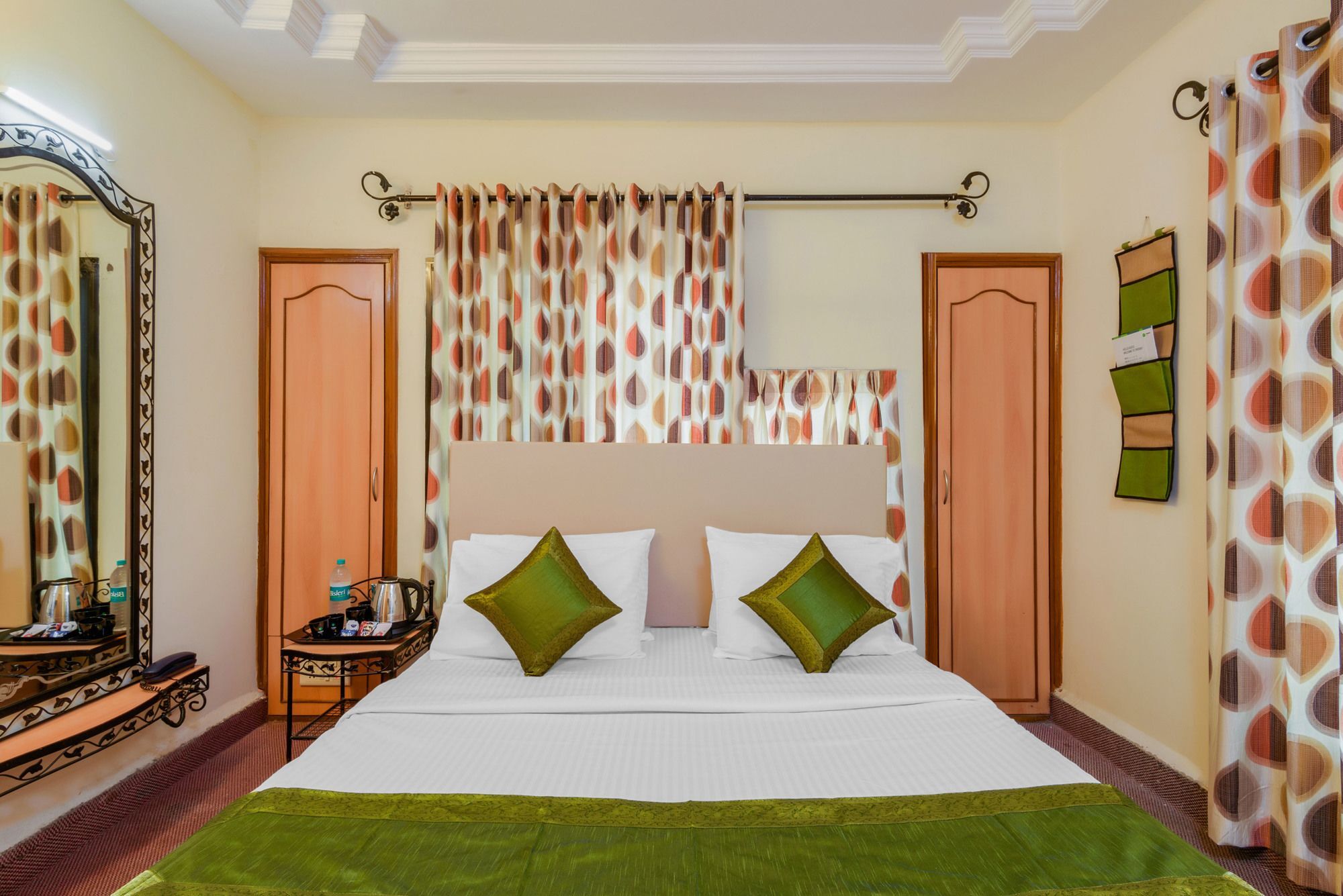 Hotel Treebo Arts Executive Aurangābād Esterno foto